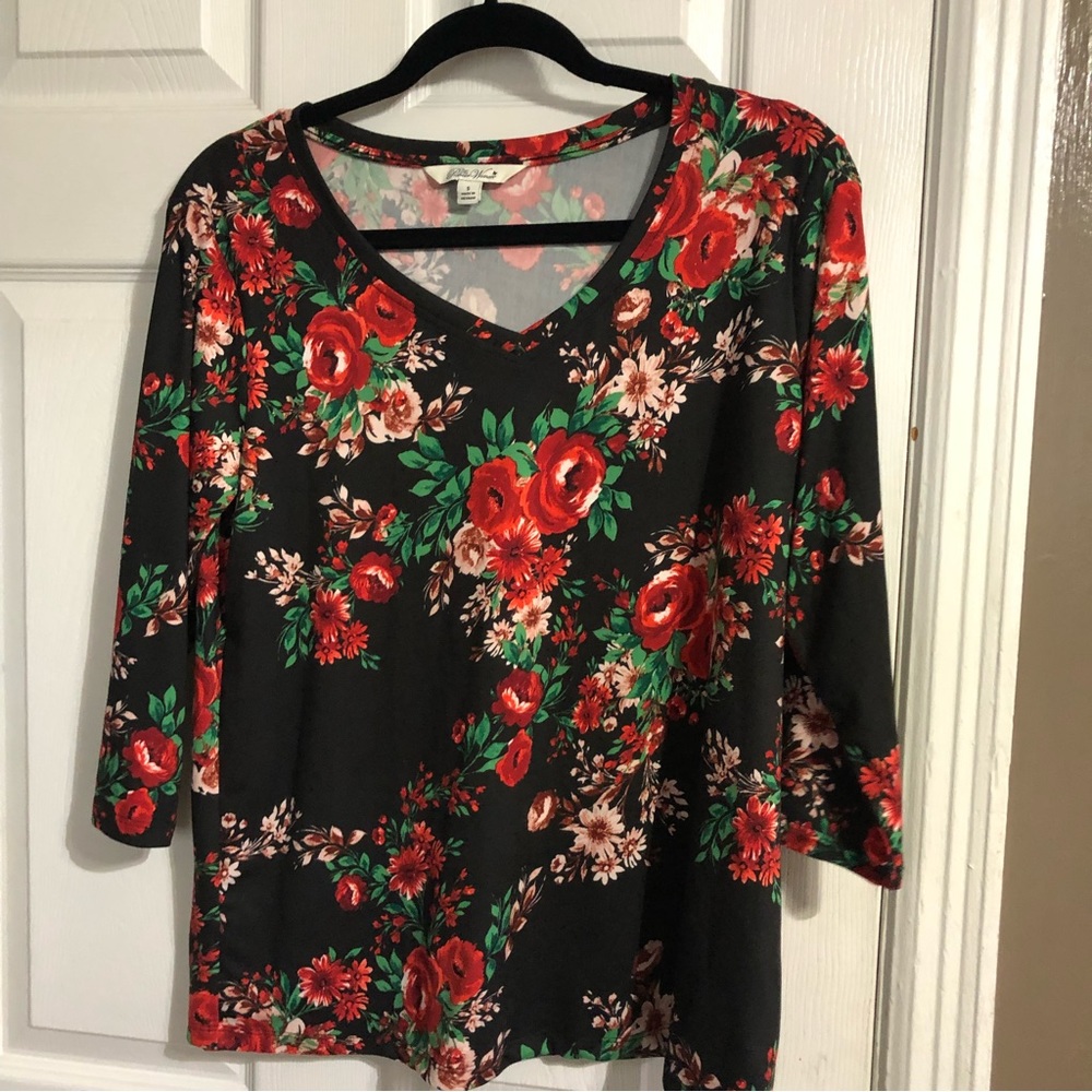 Pioneer woman top
